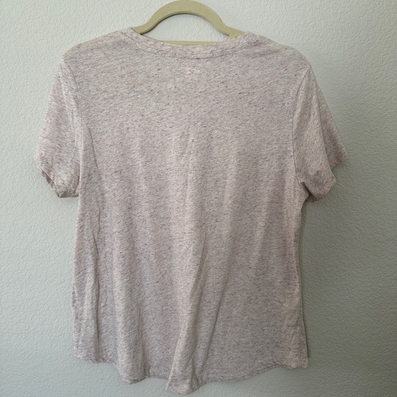 ON Crew Neck Tee 🩷 - Picture 4 of 4